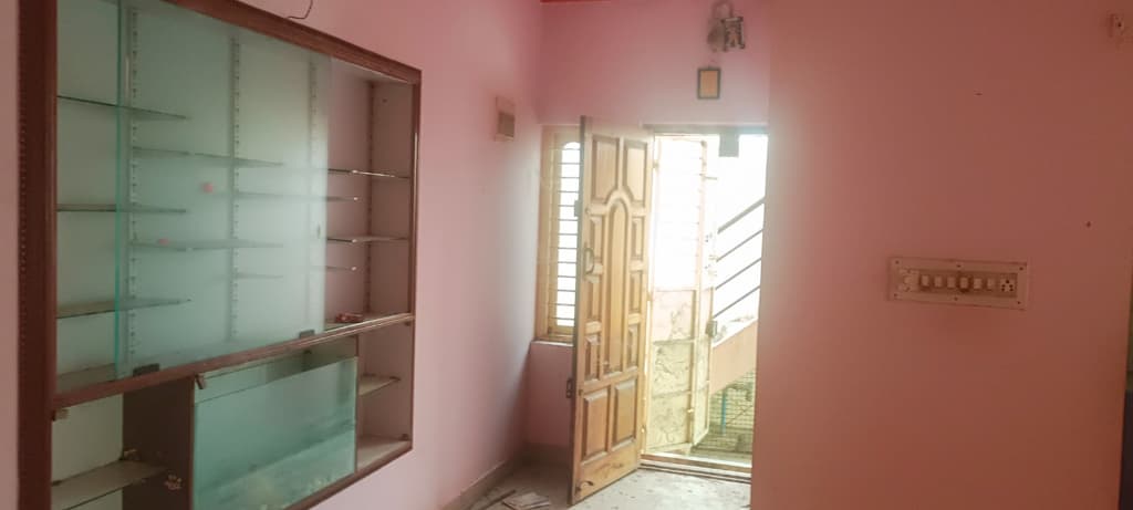 Property Photos 11
