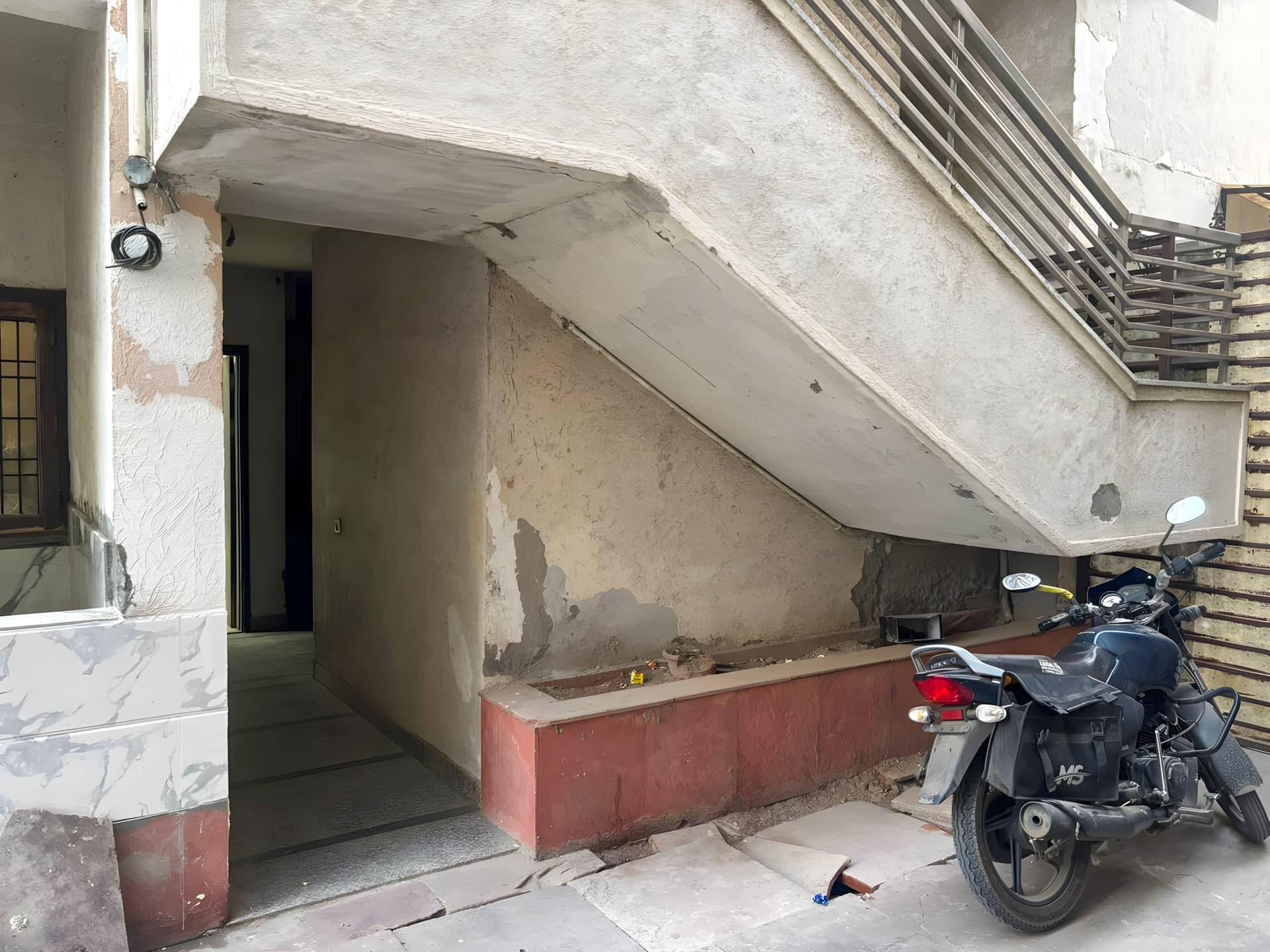 Property Photos 11