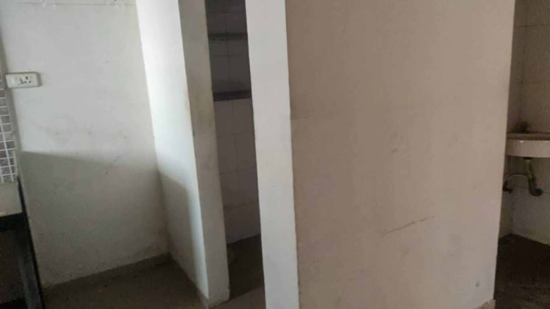 Property Photos 8