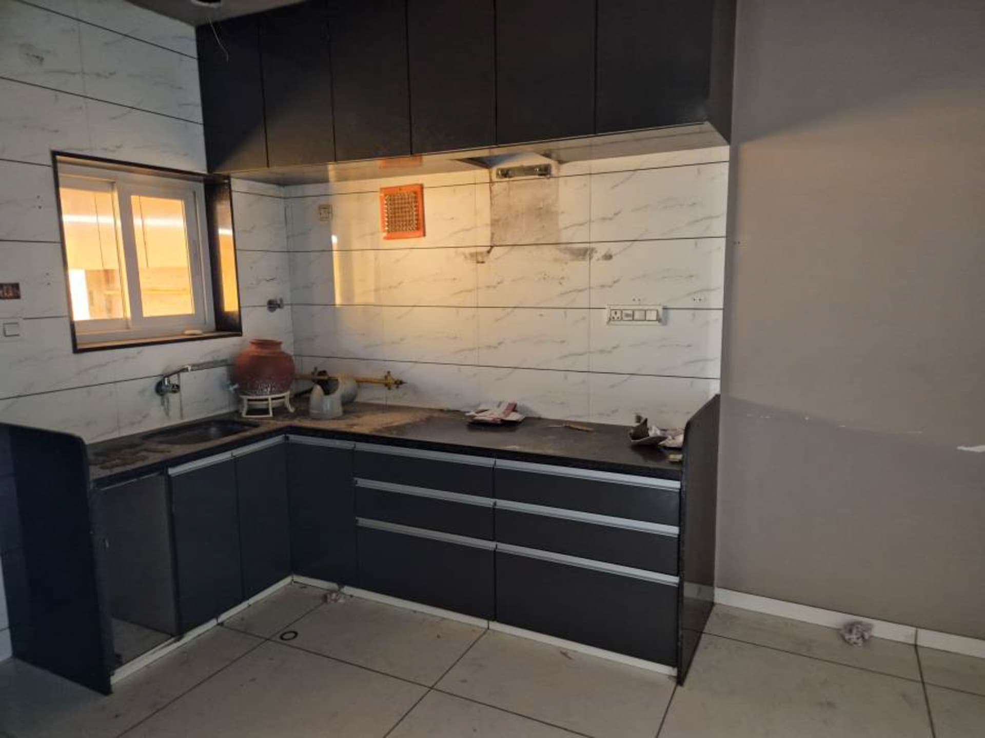 Property Photos 18