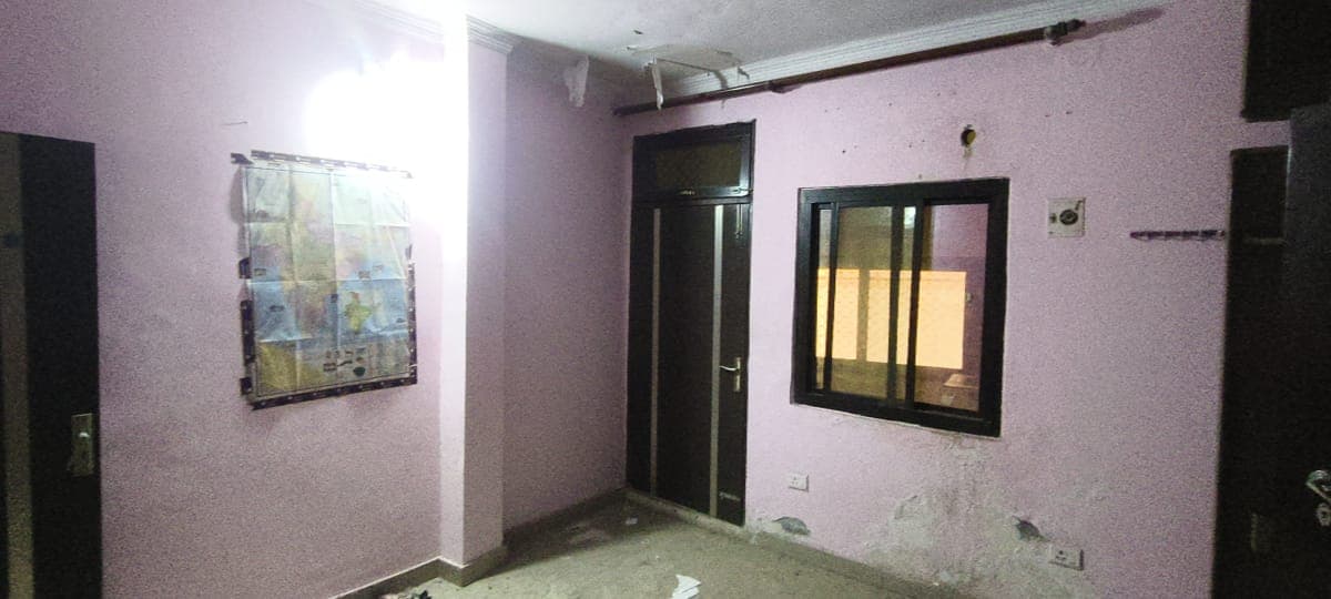 Property Photos 17
