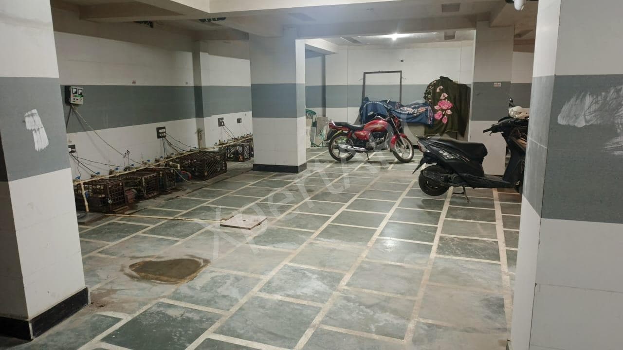 Property Photos 6