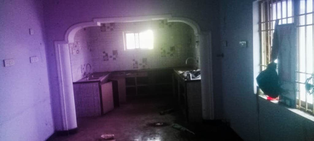 Property Photos 6