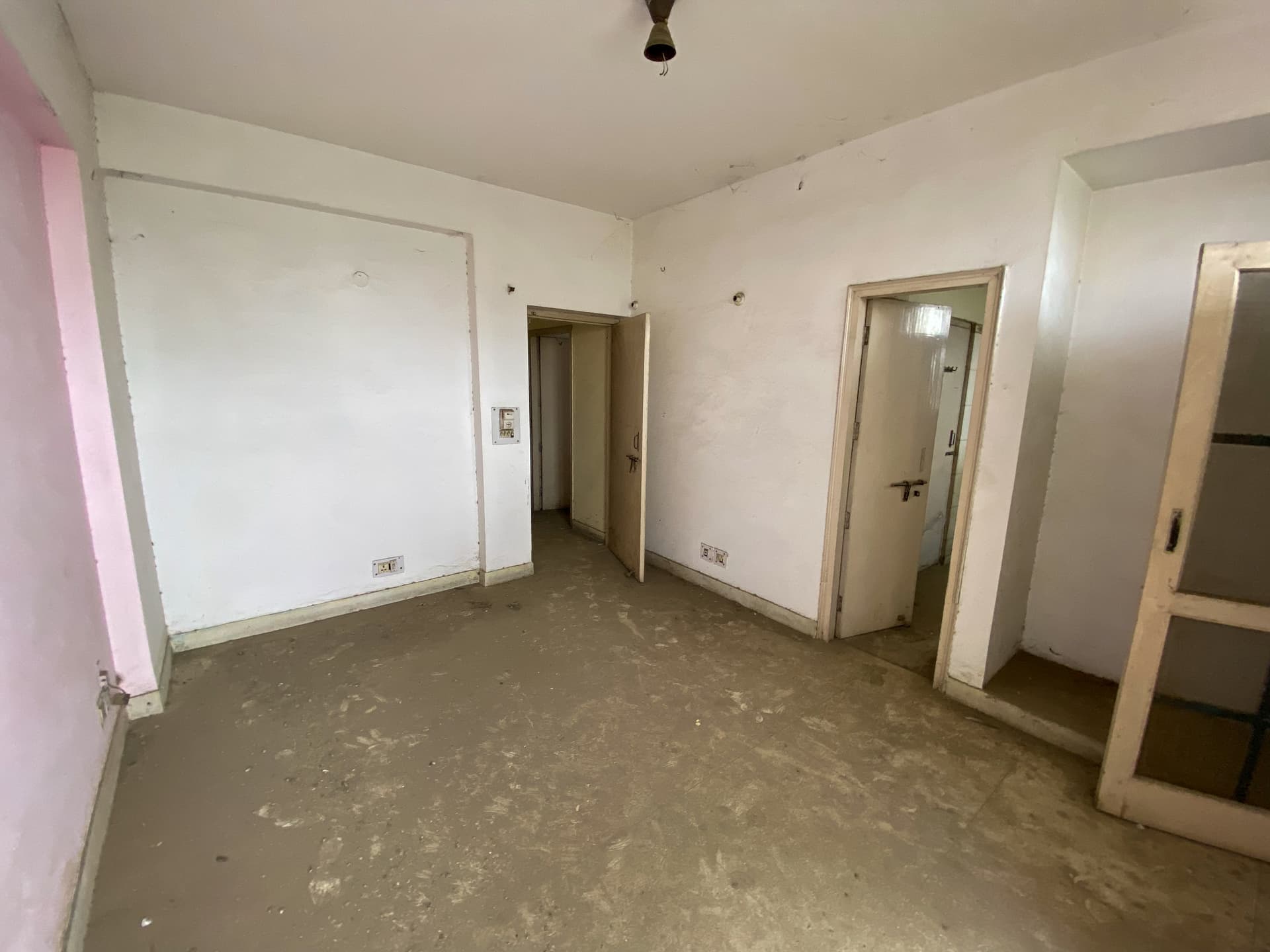 Property Photos 18