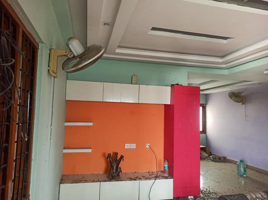 Property Photos 5