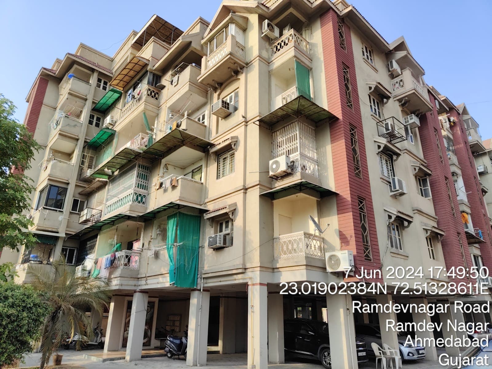 Property Photos 9