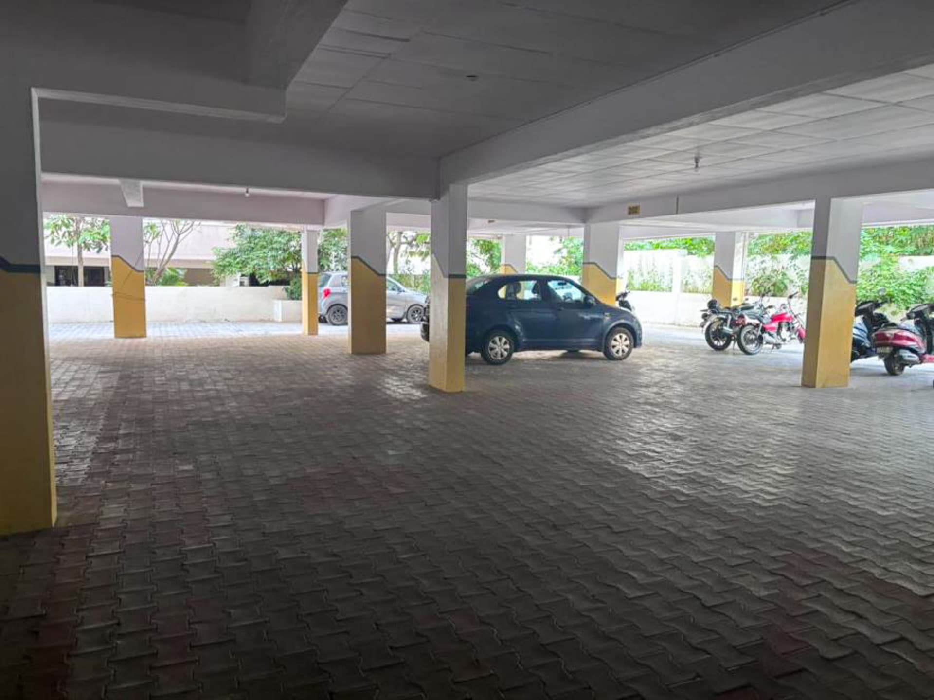 Property Photos 22