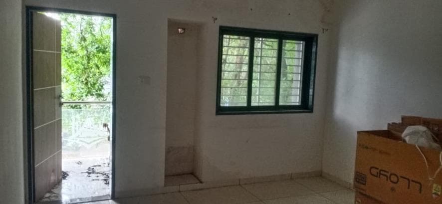 Property Photos 5