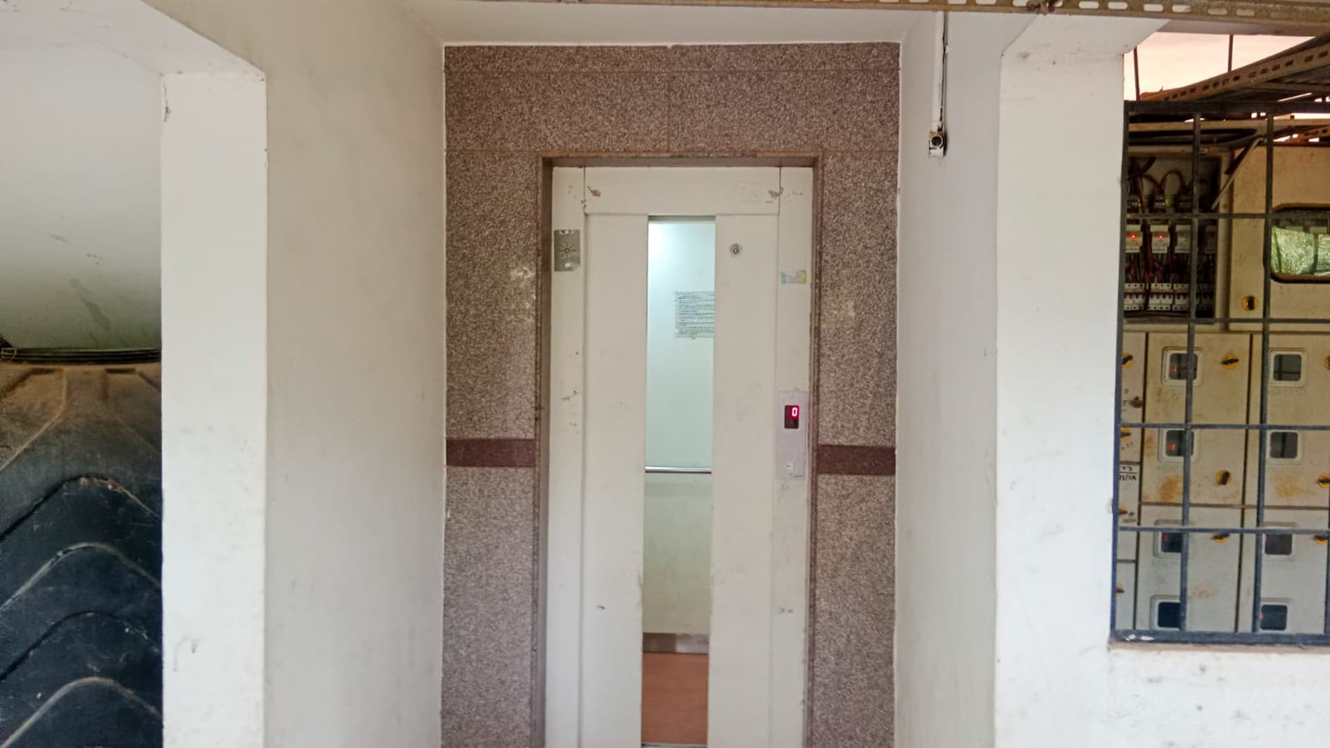 Property Photos 18