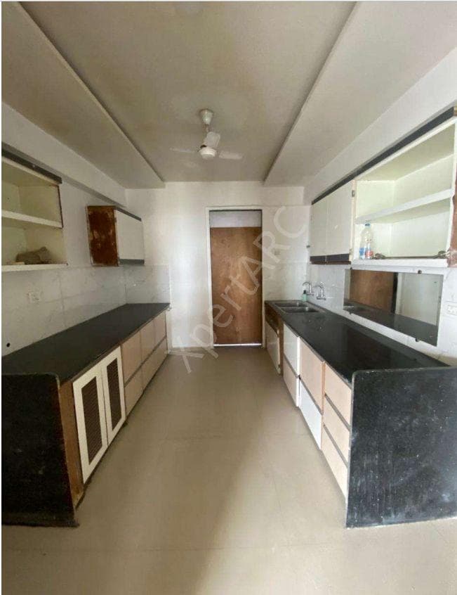 Property Photos 17