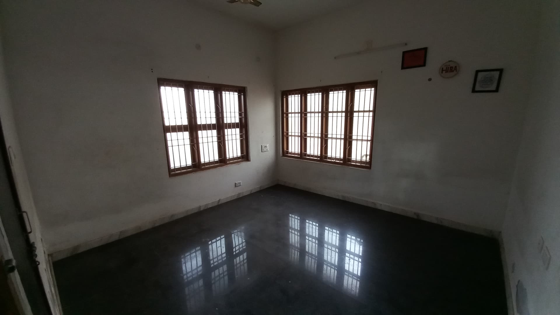Property Photos 8