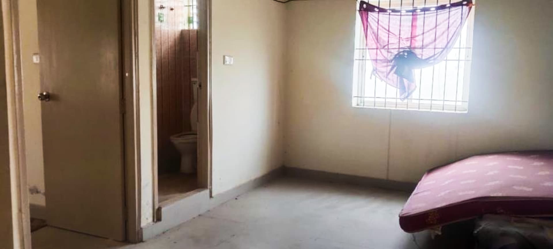 Property Photos 25