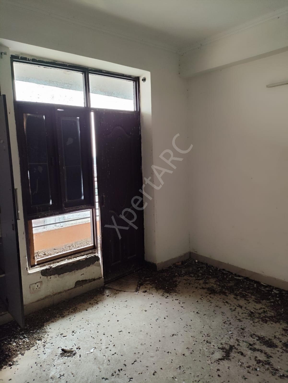 Property Photos 18