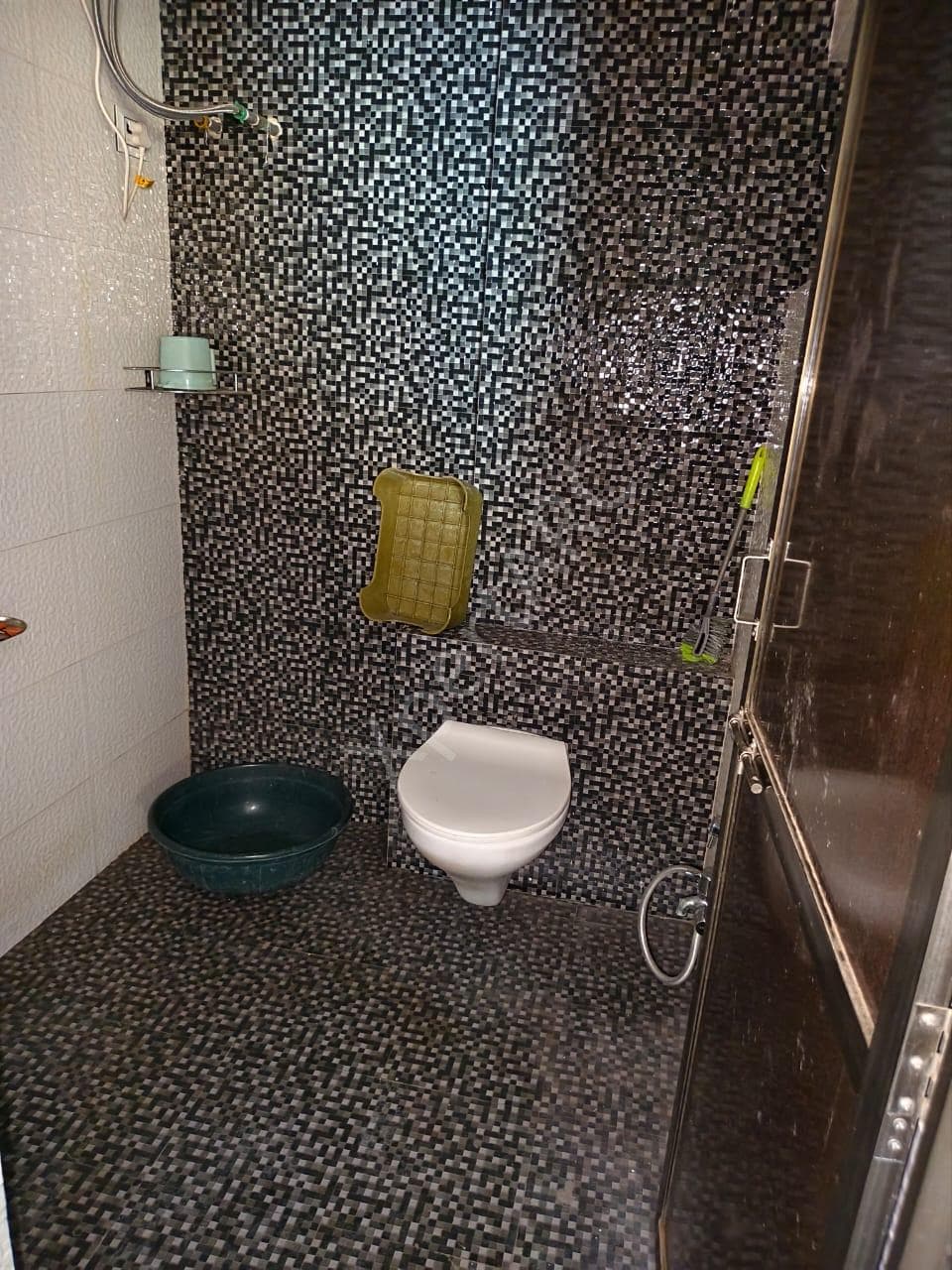 Property Photos 17