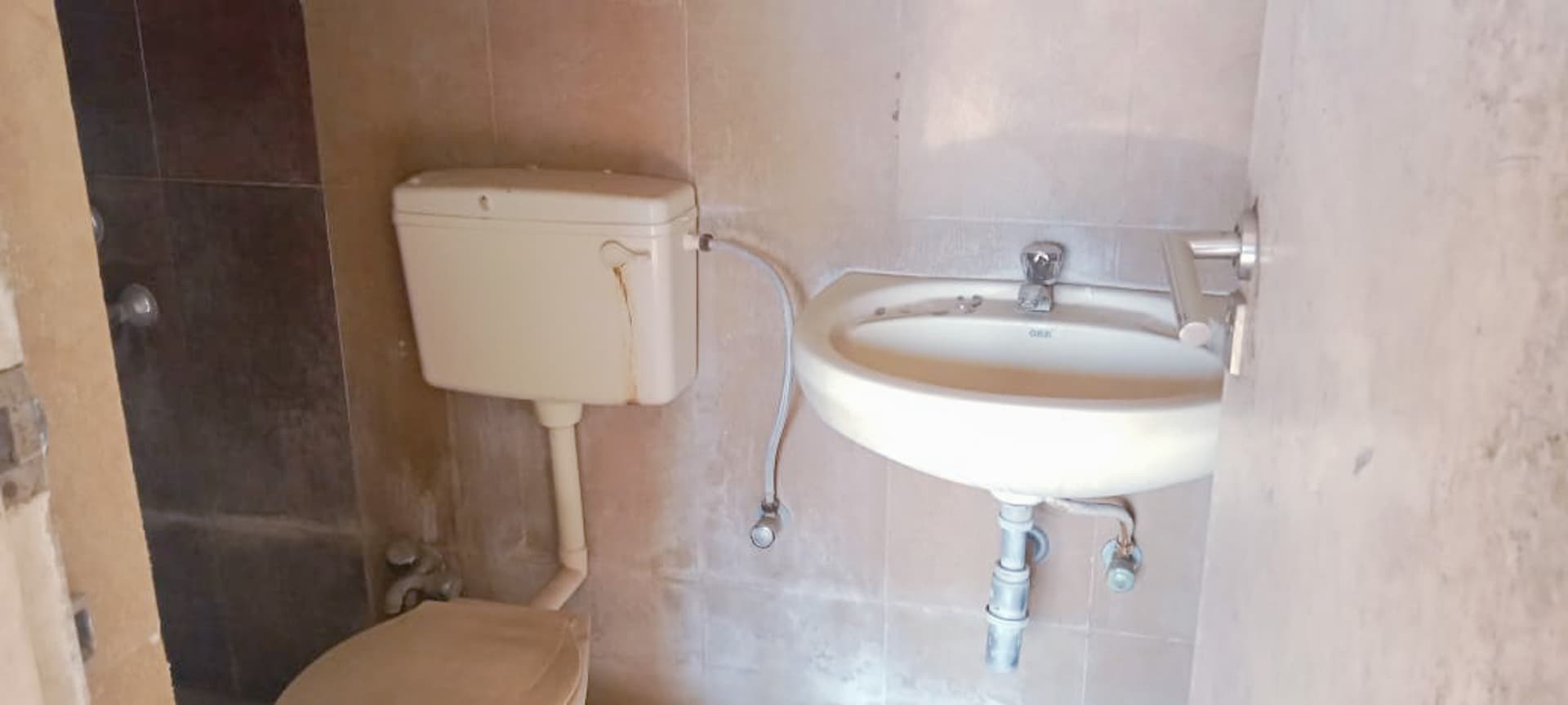 Property Photos 8