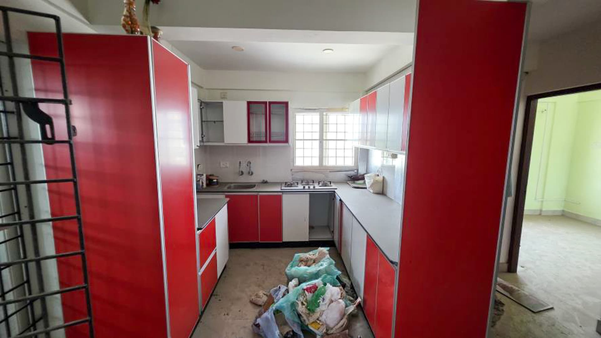 Property Photos 28