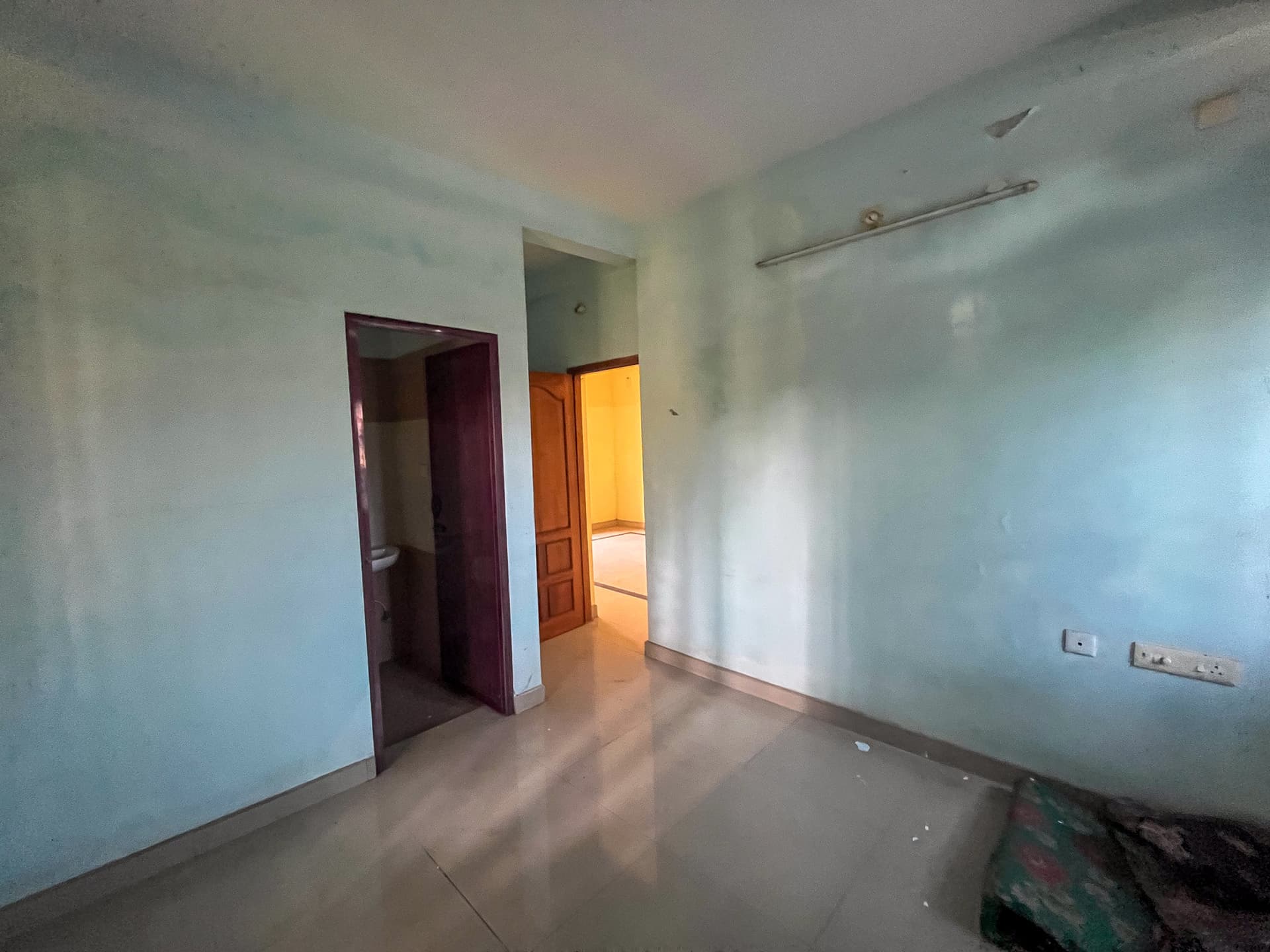 Property Photos 25