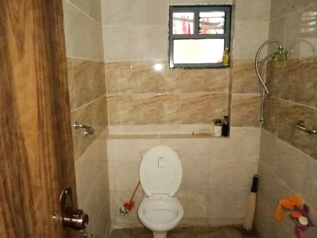 Property Photos 14