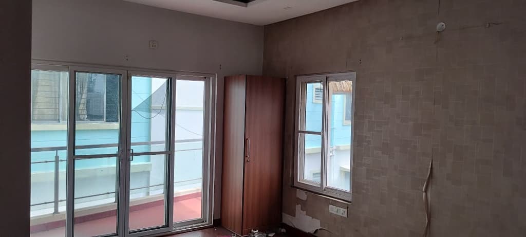 Property Photos 17