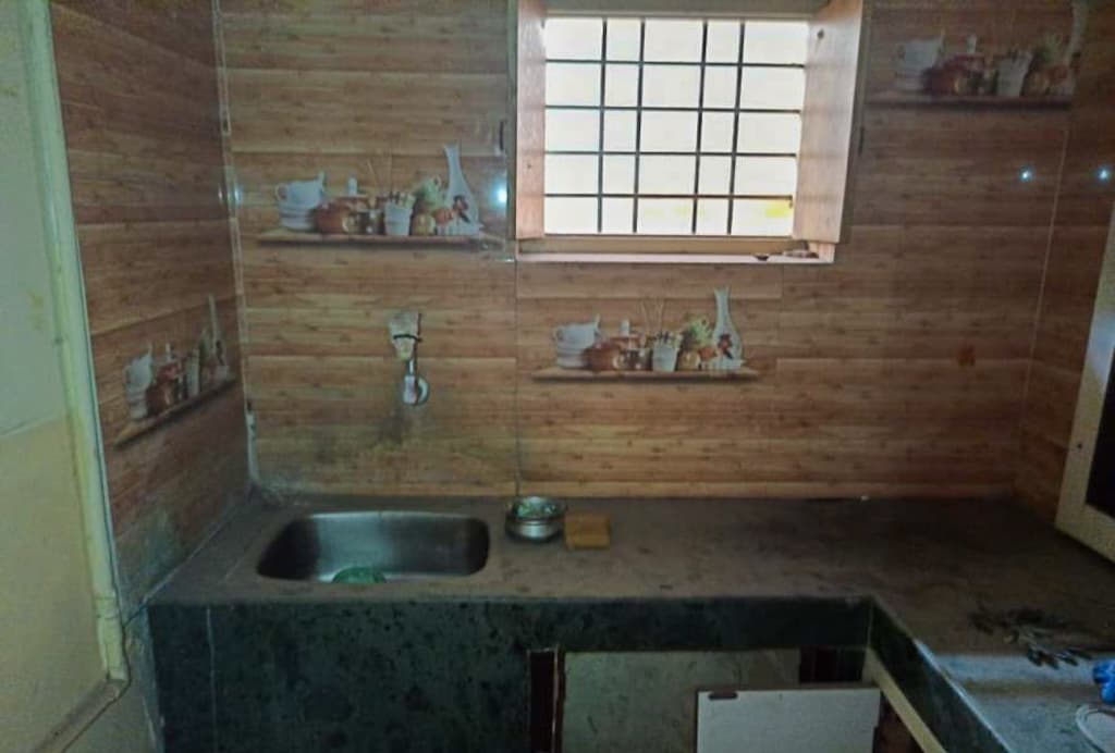Property Photos 18