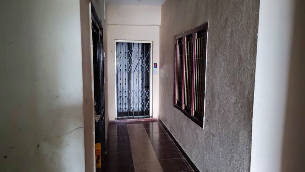 Property Photos 9