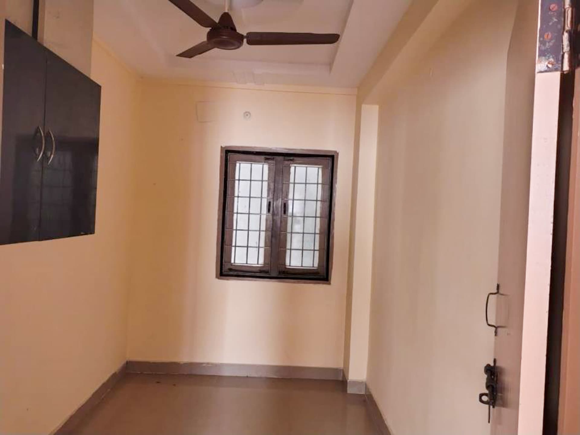 Property Photos 16