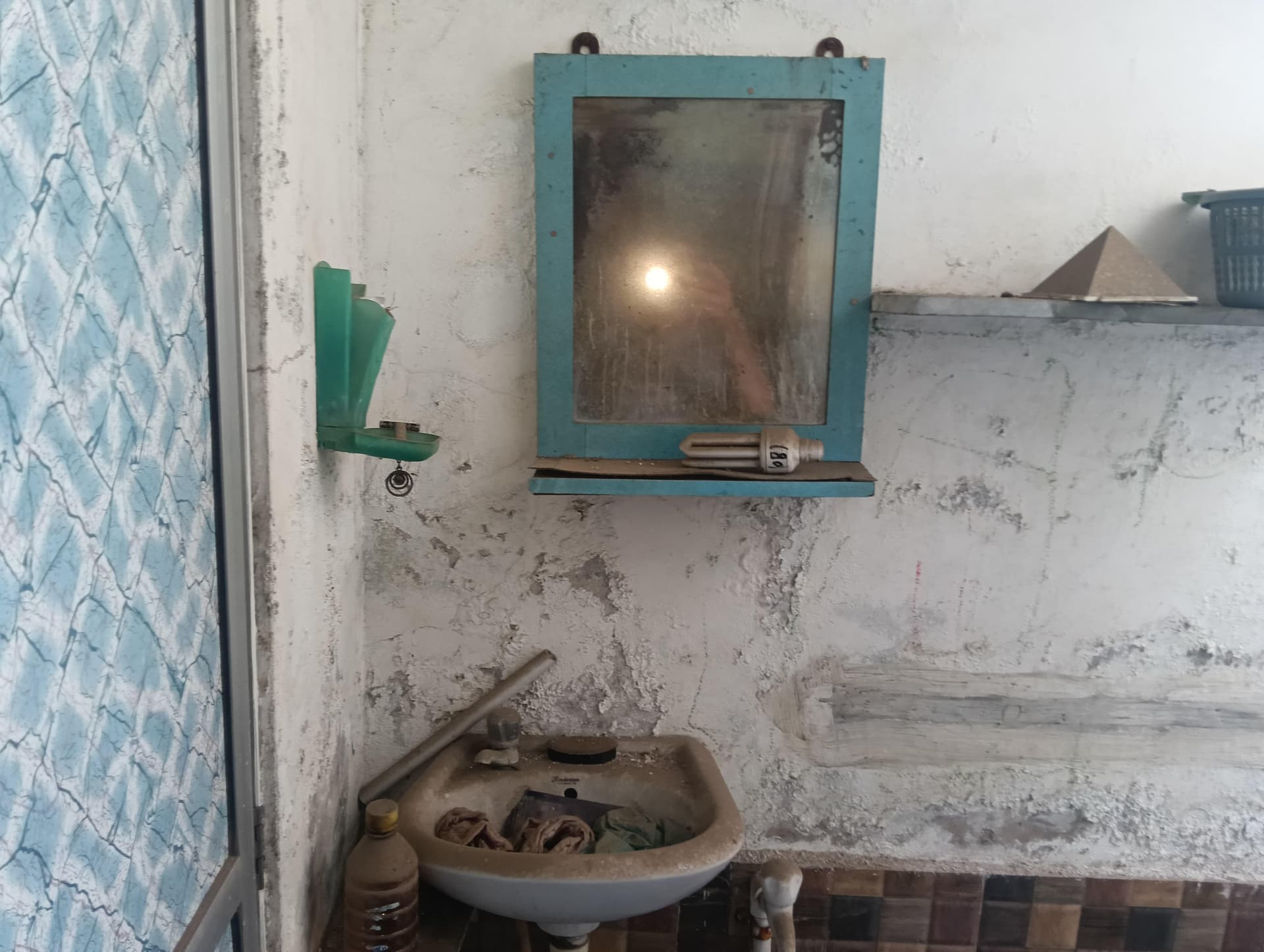 Property Photos 18