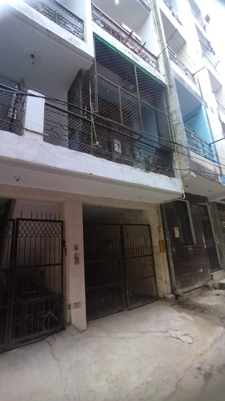 Property Photos 6