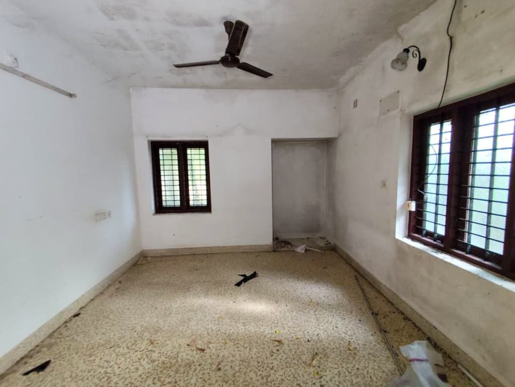 Property Photos 4