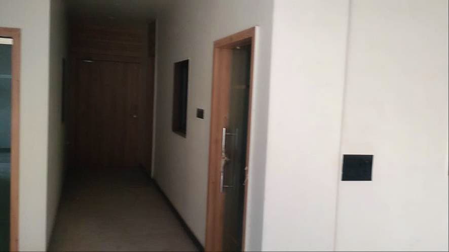 Property Photos 13