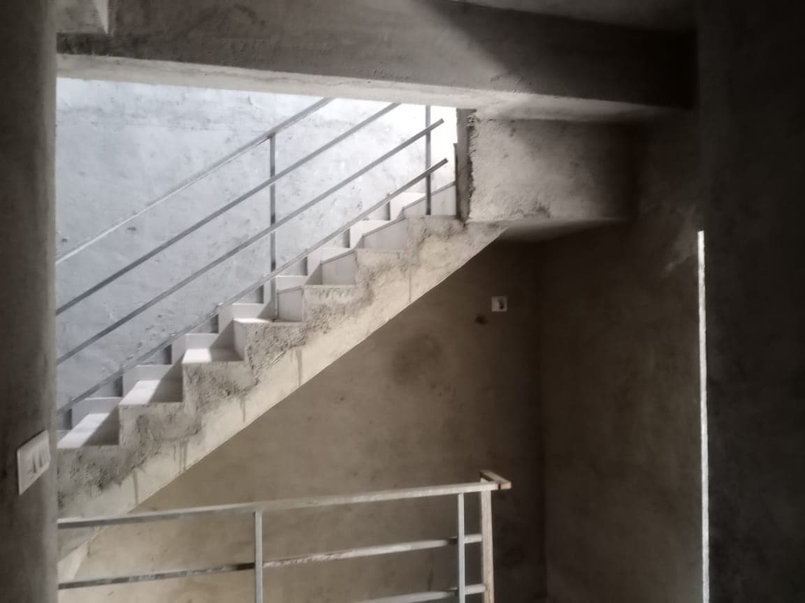Property Photos 6