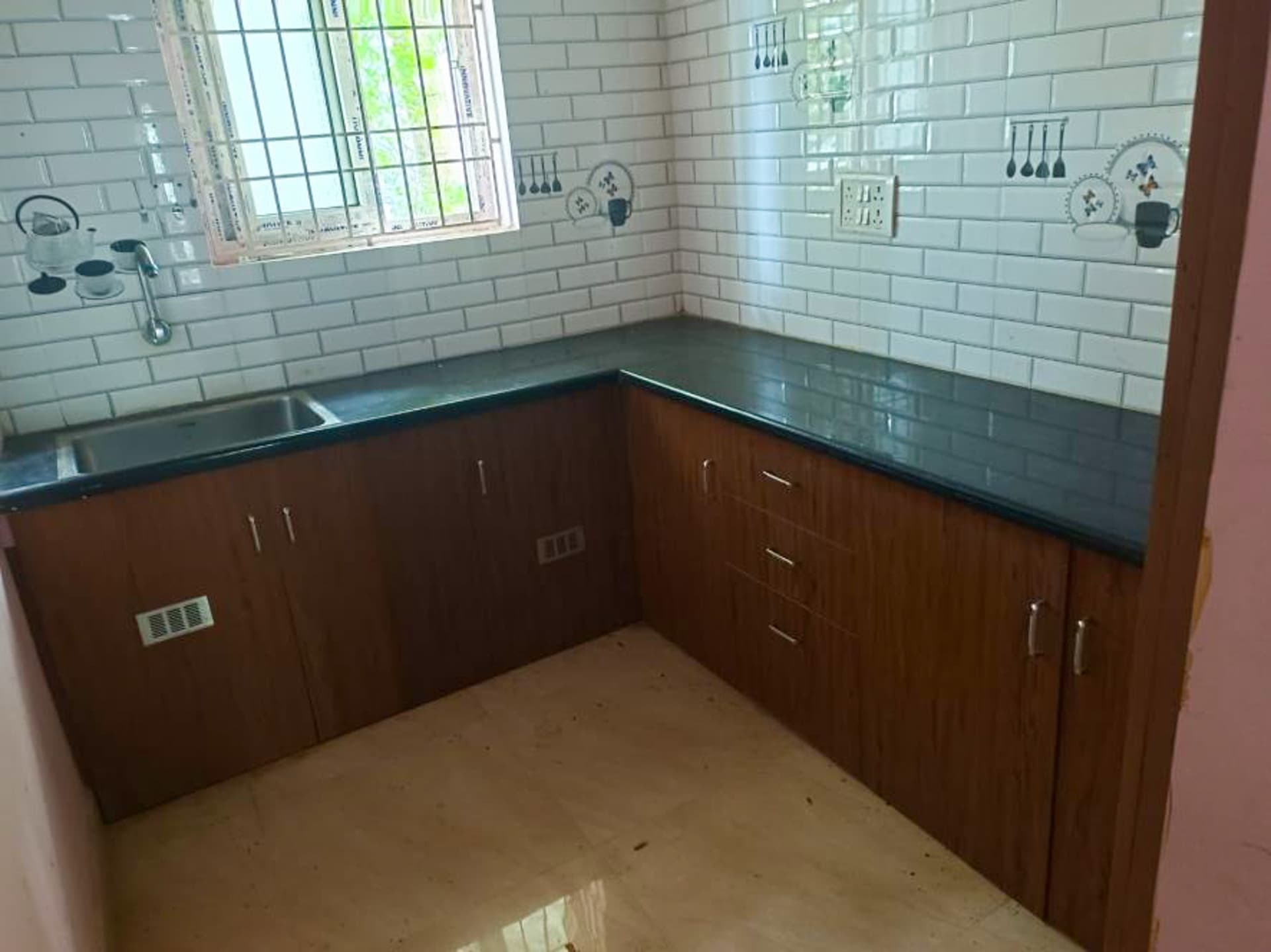 Property Photos 24