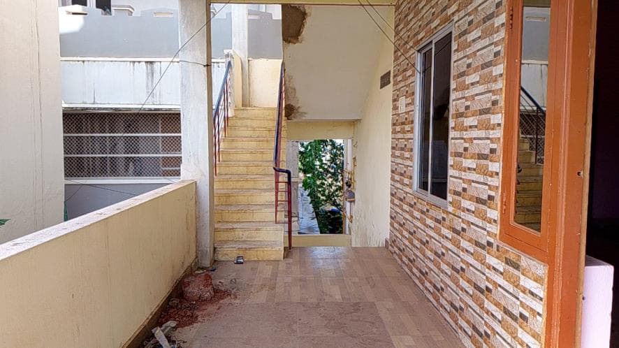 Property Photos 12