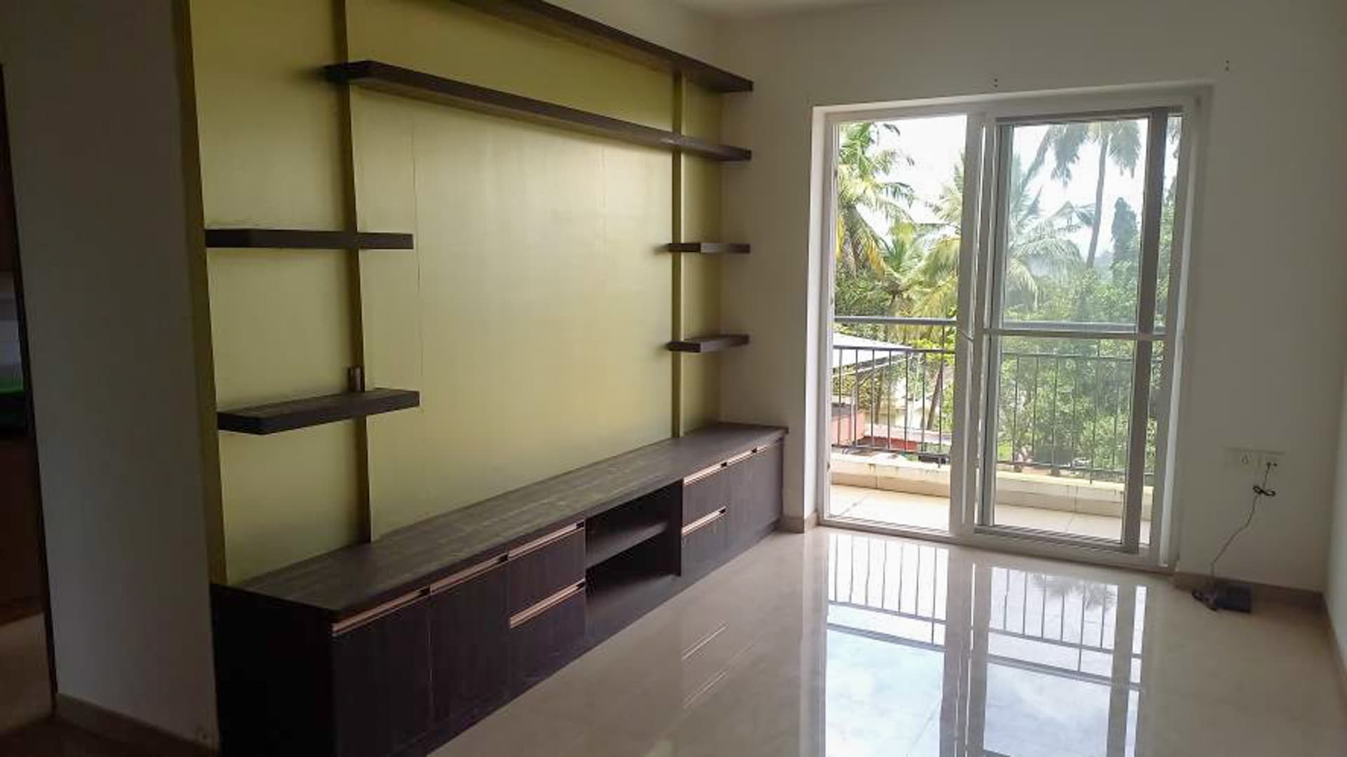 Property Photos 25