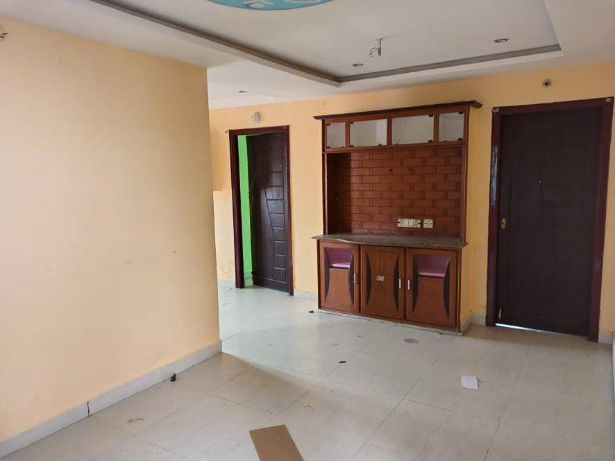 Property Photos 11
