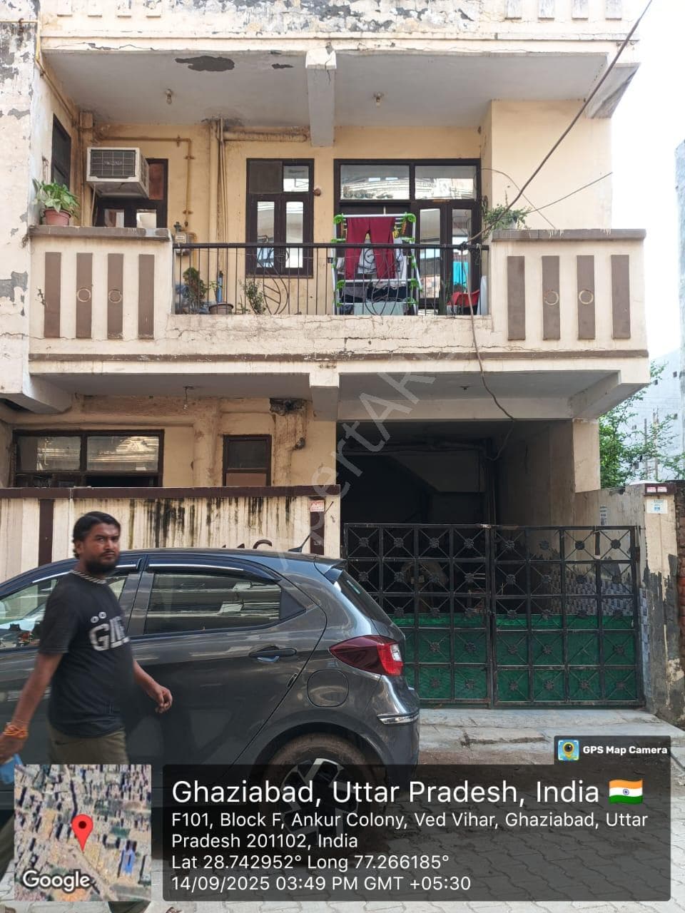 Property Photos 8