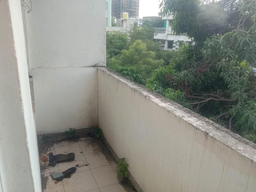 Property Photos 18