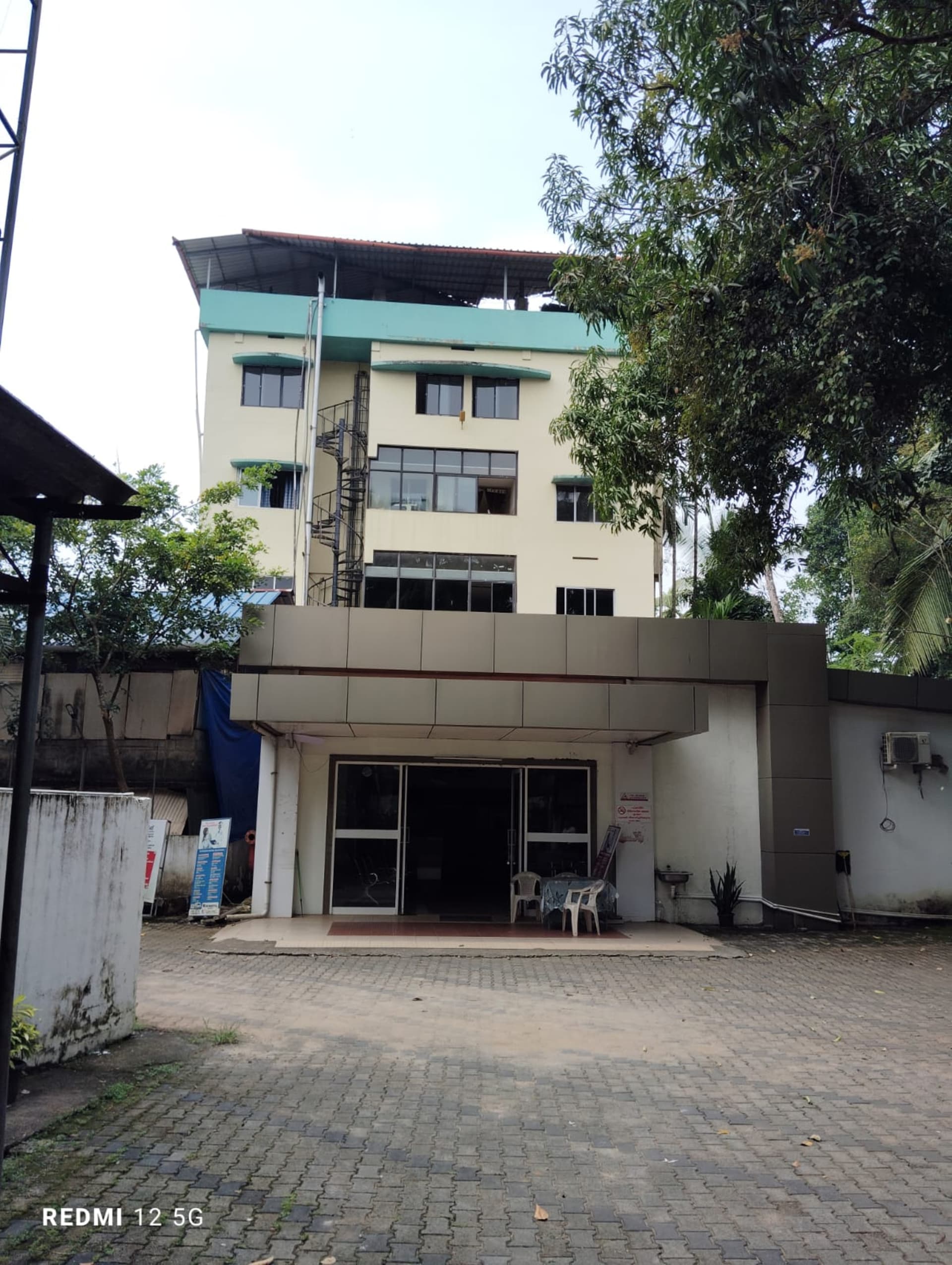 Property Photos 8