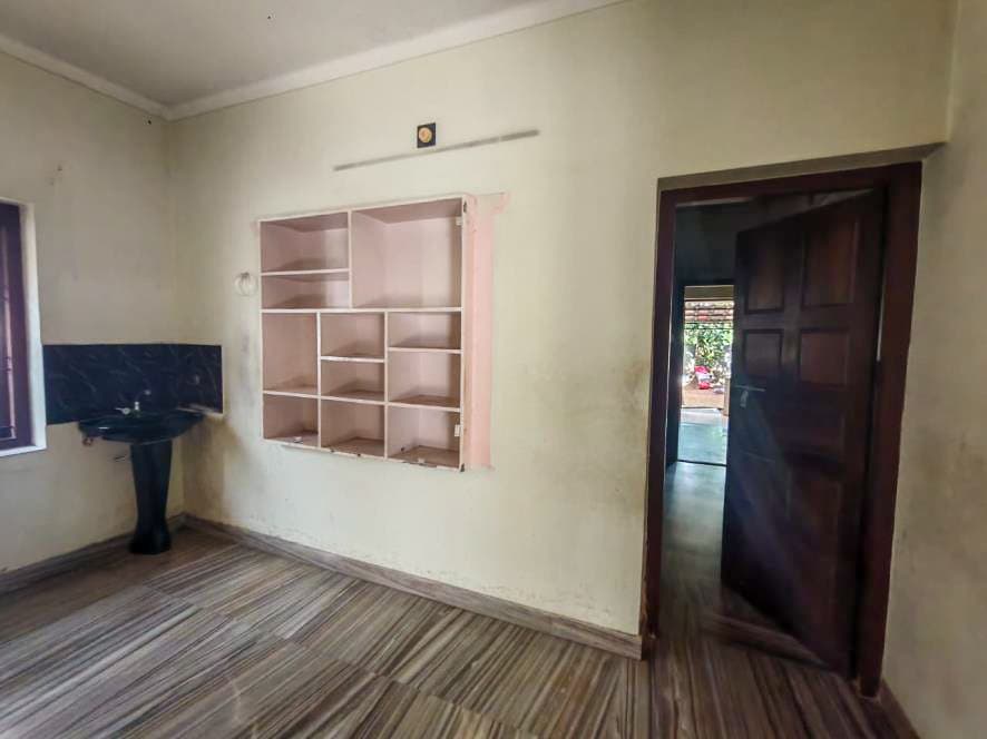 Property Photos 22