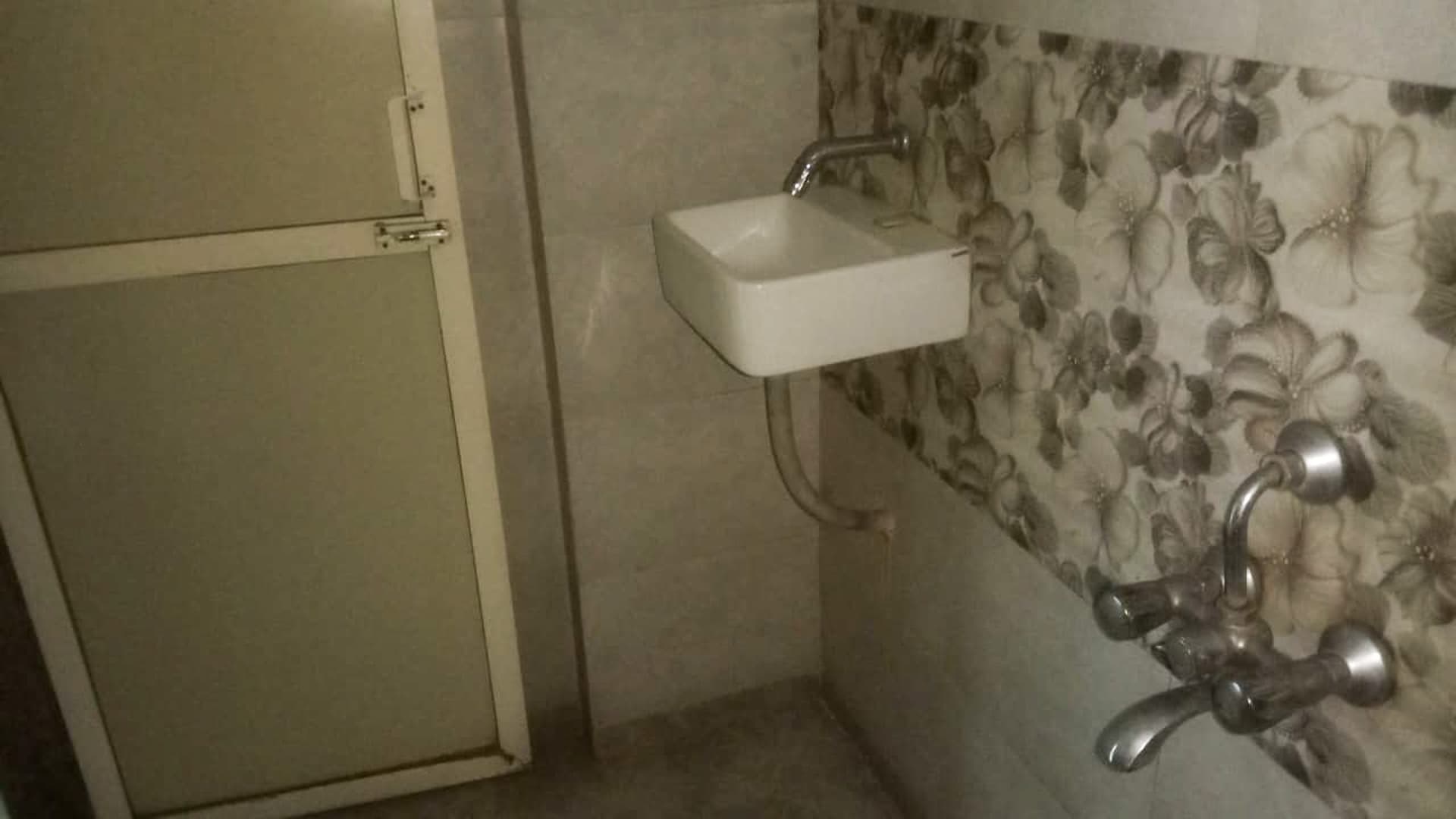 Property Photos 19