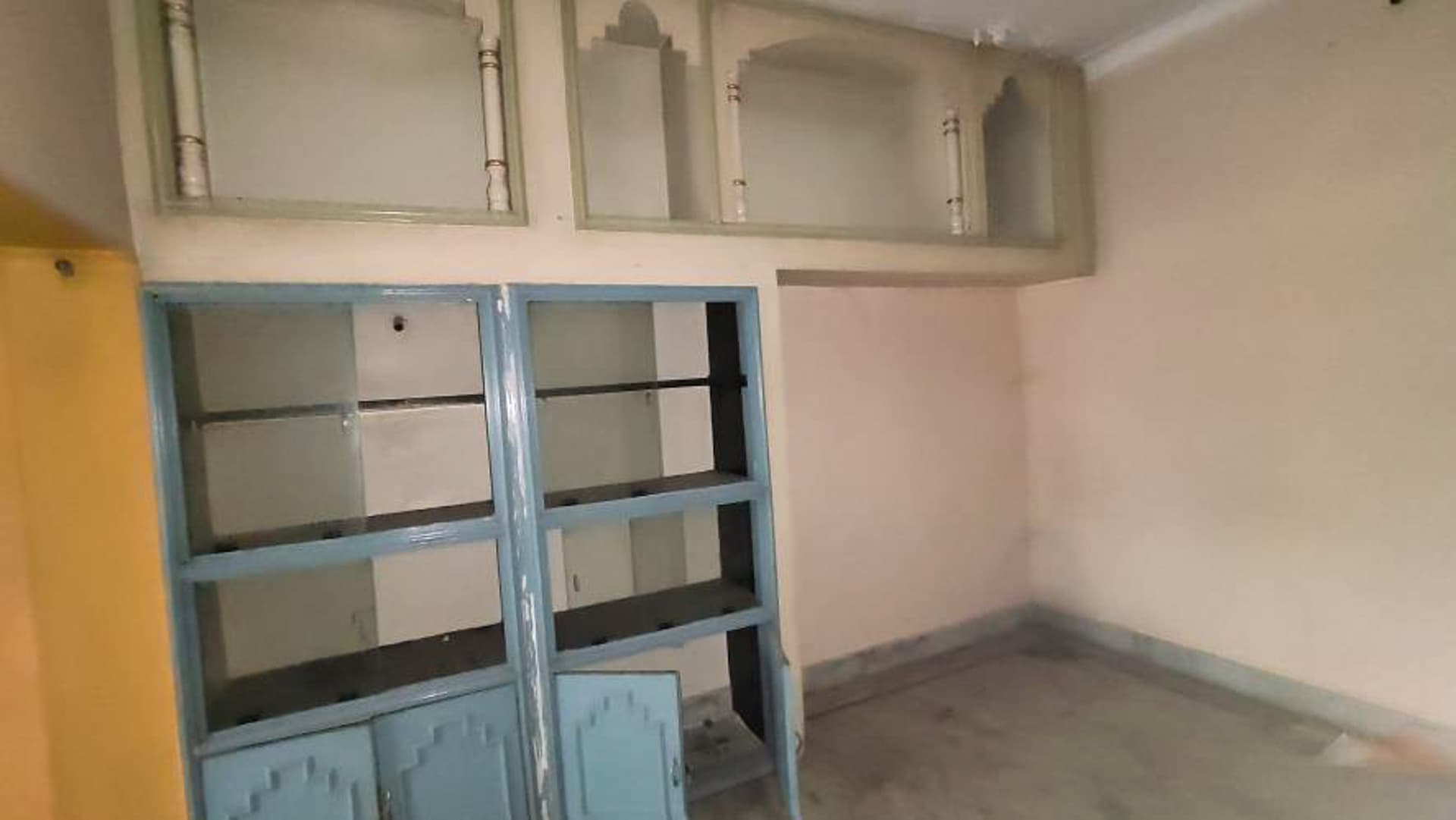 Property Photos 8