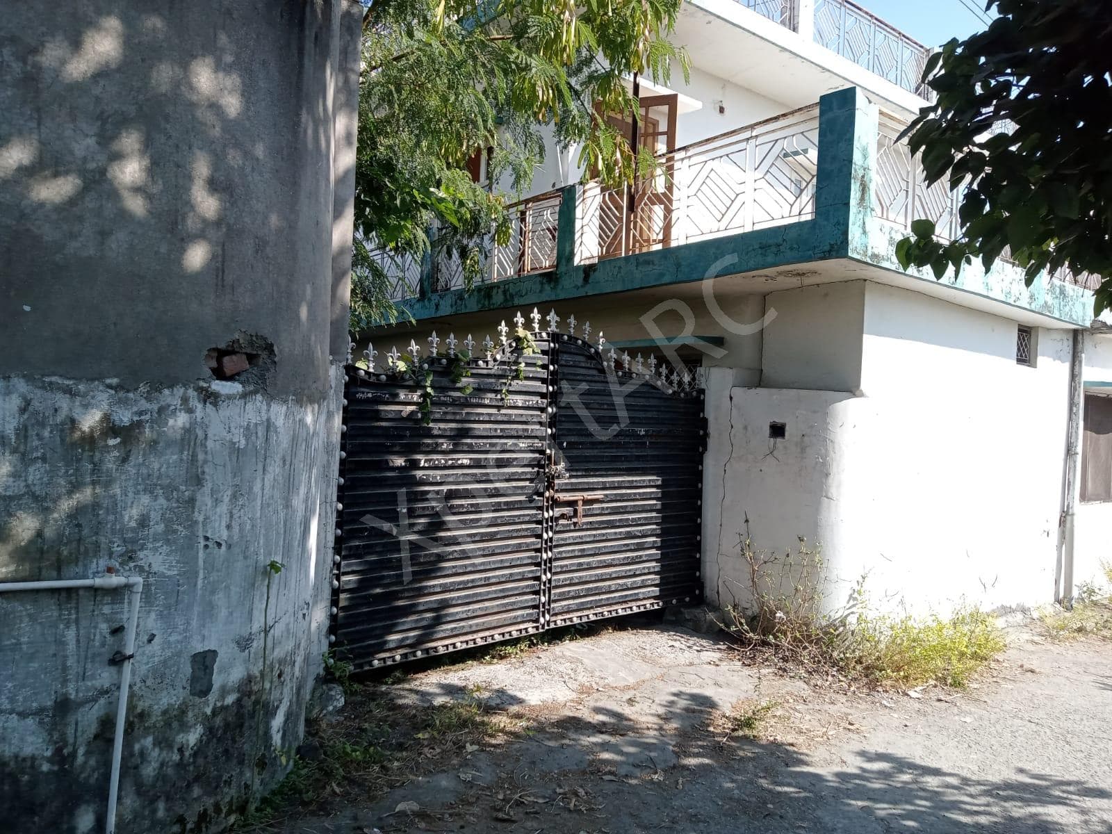 Property Photos 8