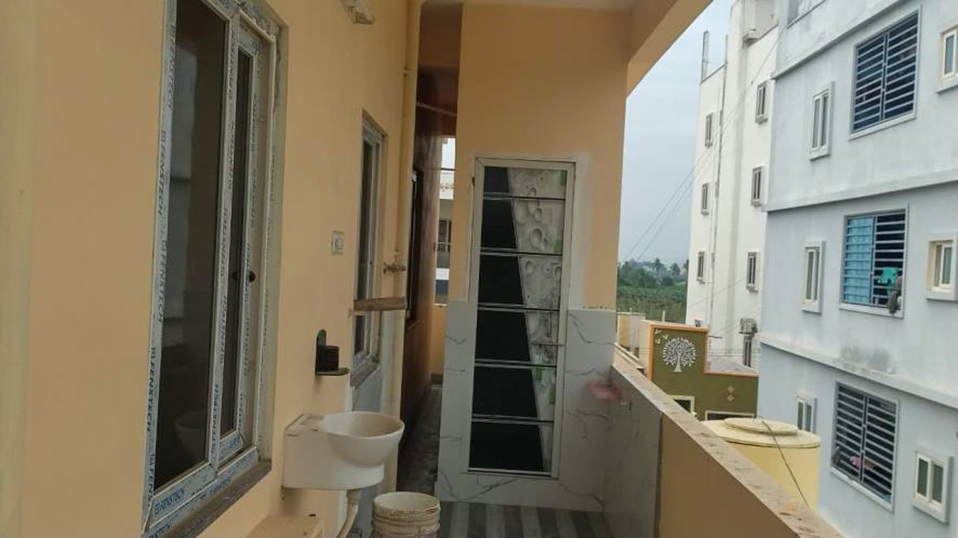 Property Photos 11