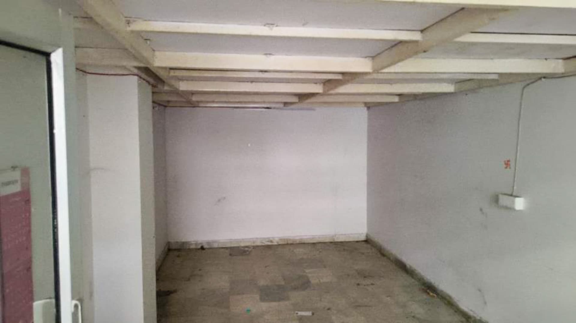 Property Photos 35