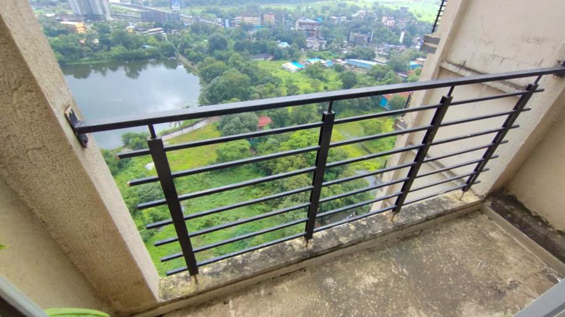 Property Photos 18