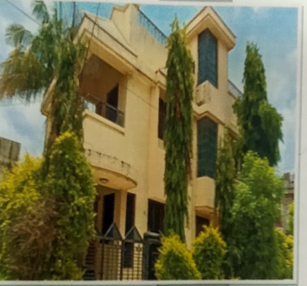 Property Photos 1