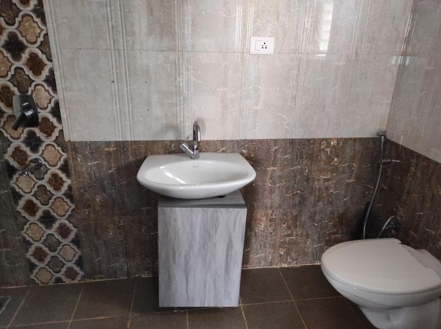 Property Photos 12