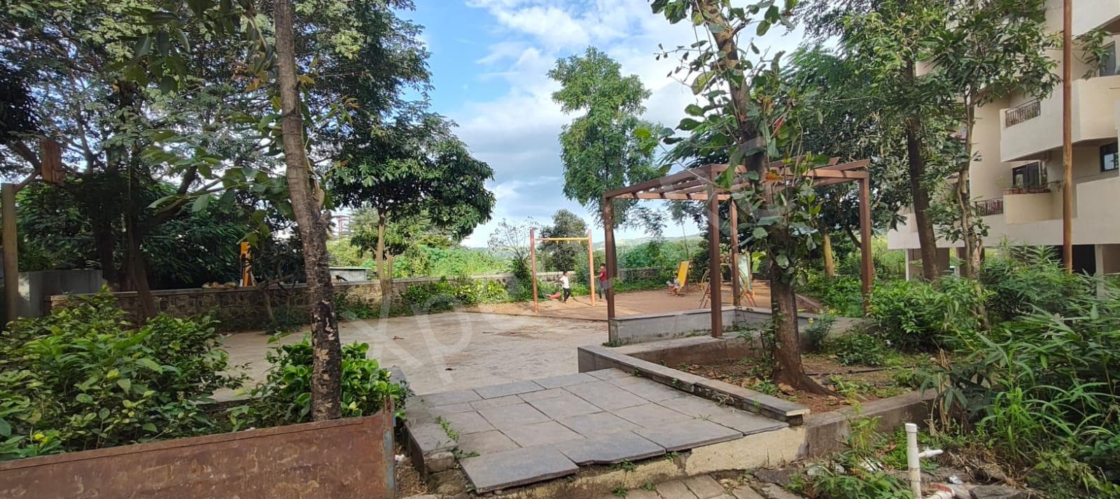 Property Photos 8