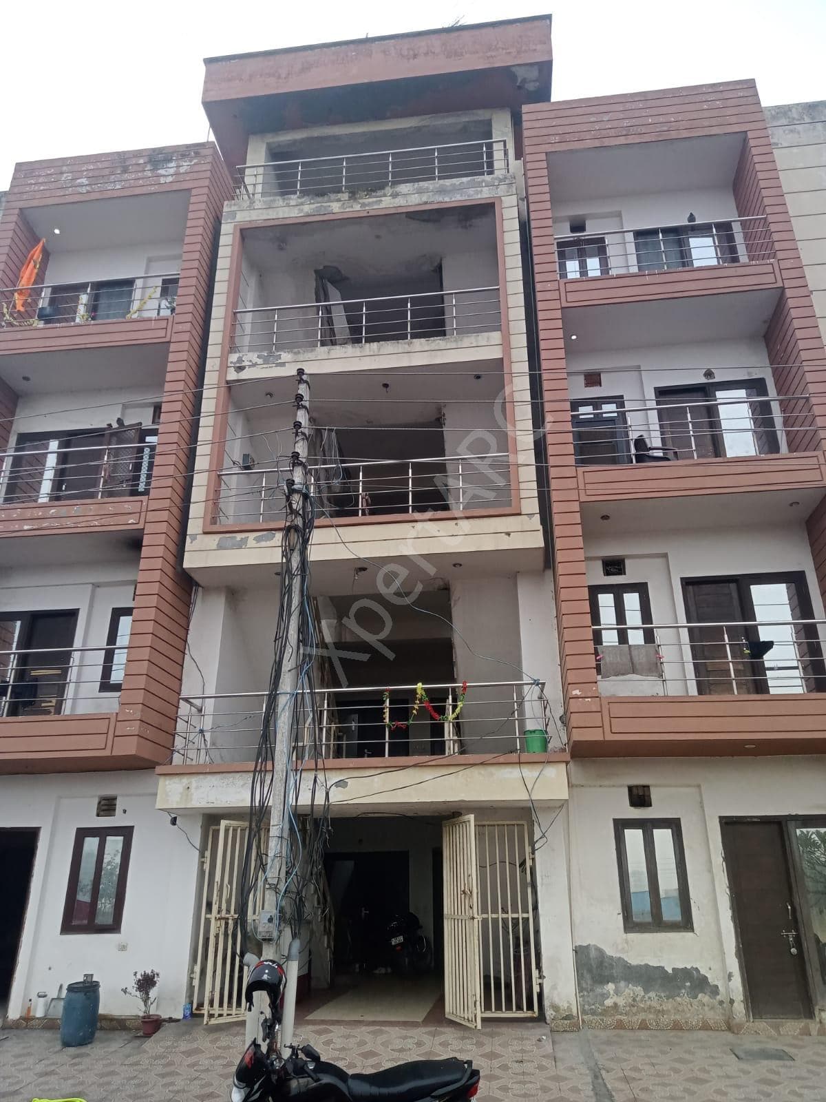 Property Photos 4