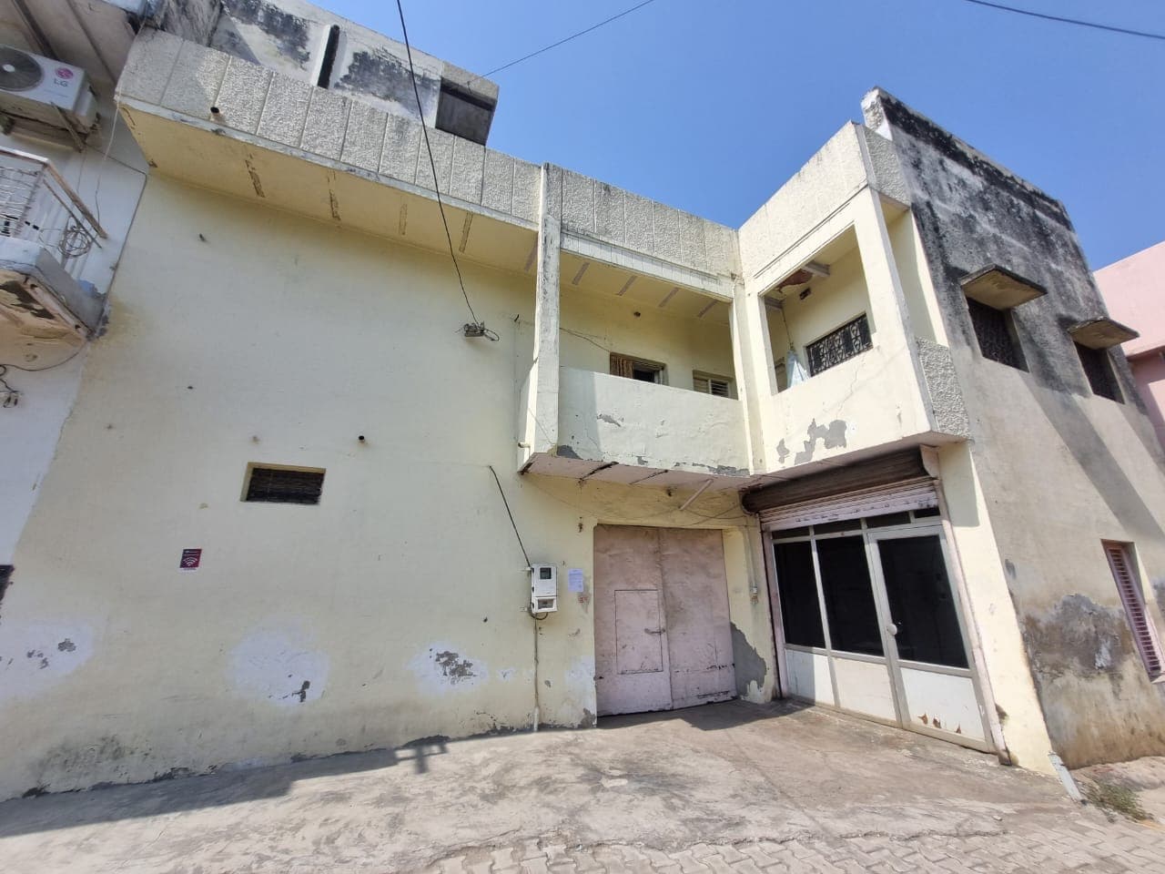 Property Photos 1